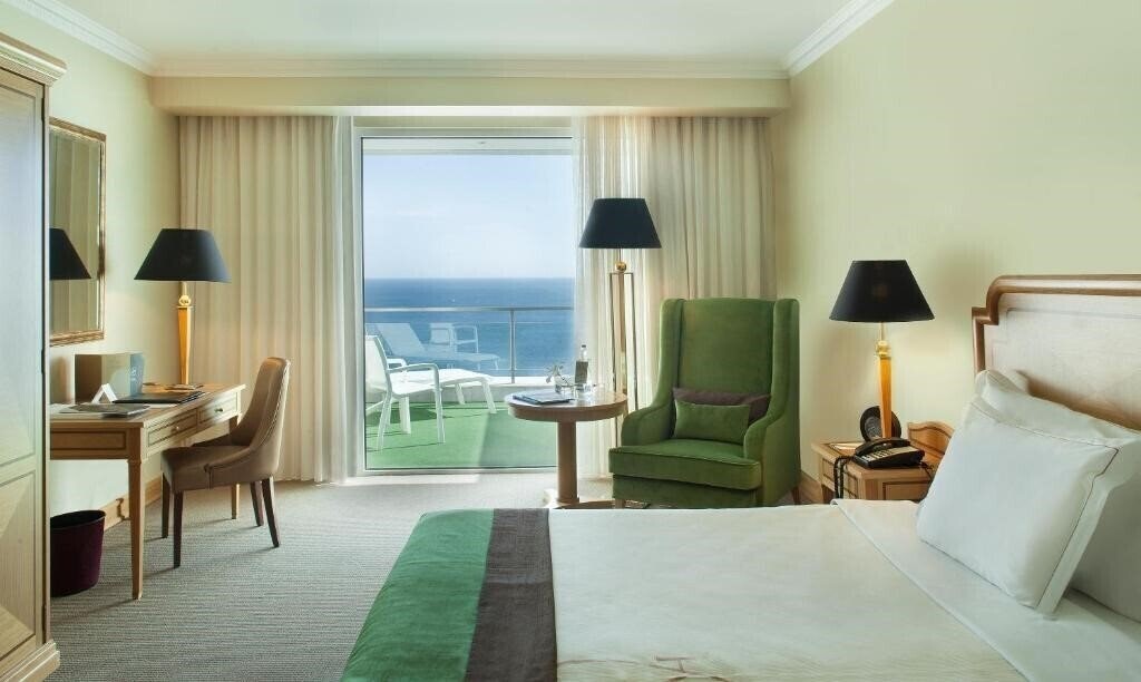 Апартаменти Cascais Miragem 5*