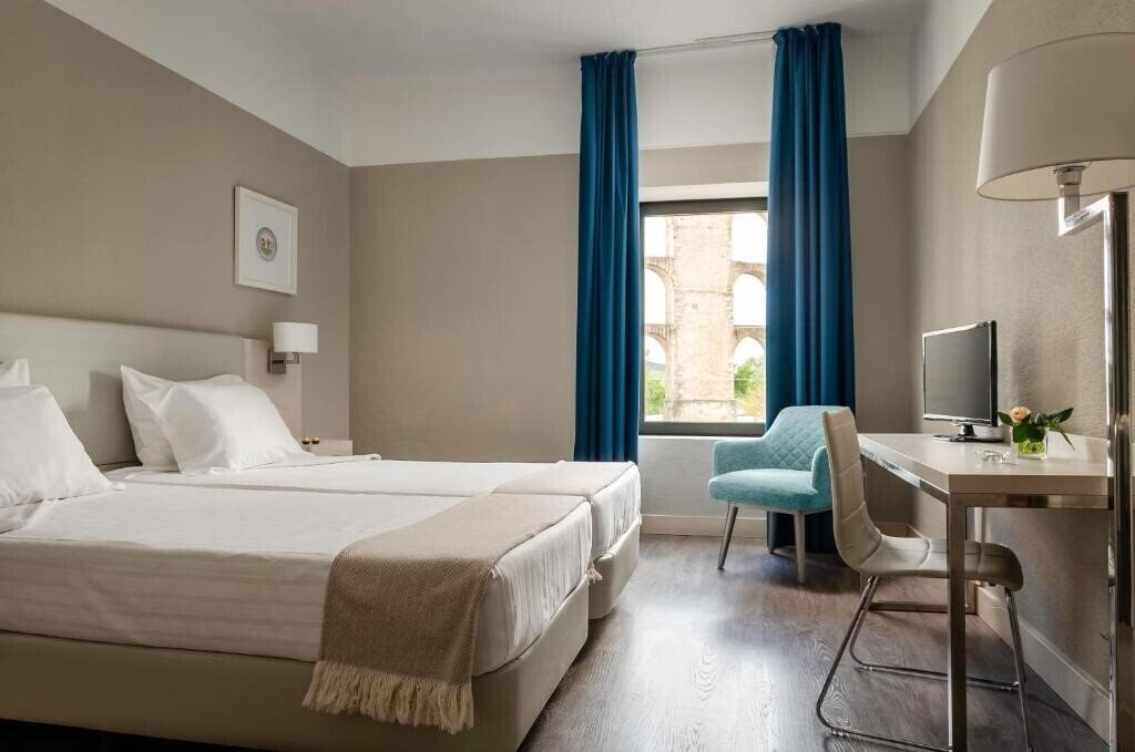 Апартаменты Hotel D. Luis 3*