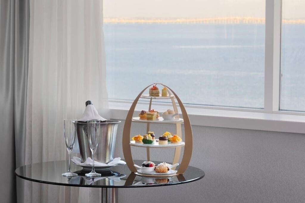 Территория Myriad By Sana Hotels 5*