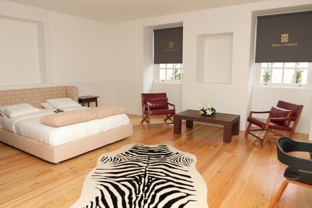 Апартаменты Solar Do Castelo 4*