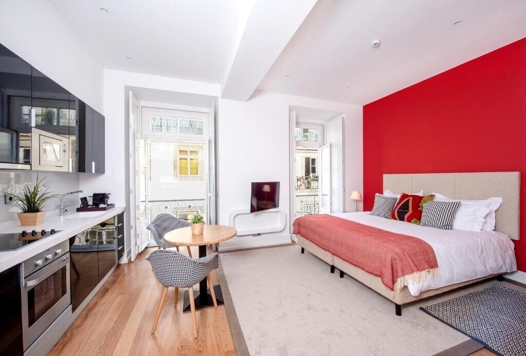Панорама Martinhal Lisbon Chiado Family Suites 5*