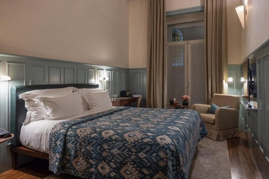 Панорама Bairro Alto 5*