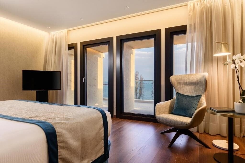 Фотографія Eurostars Museum 5*