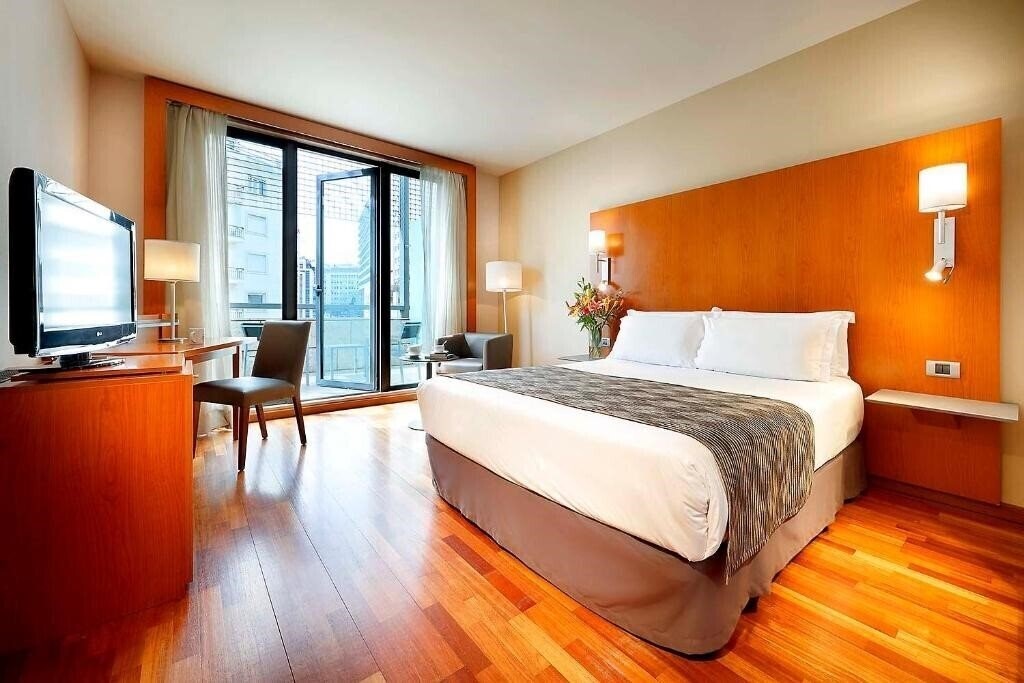 Готель Eurostars Lisboa Parque 4*