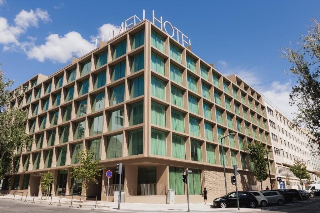 Готель Lumen 4*