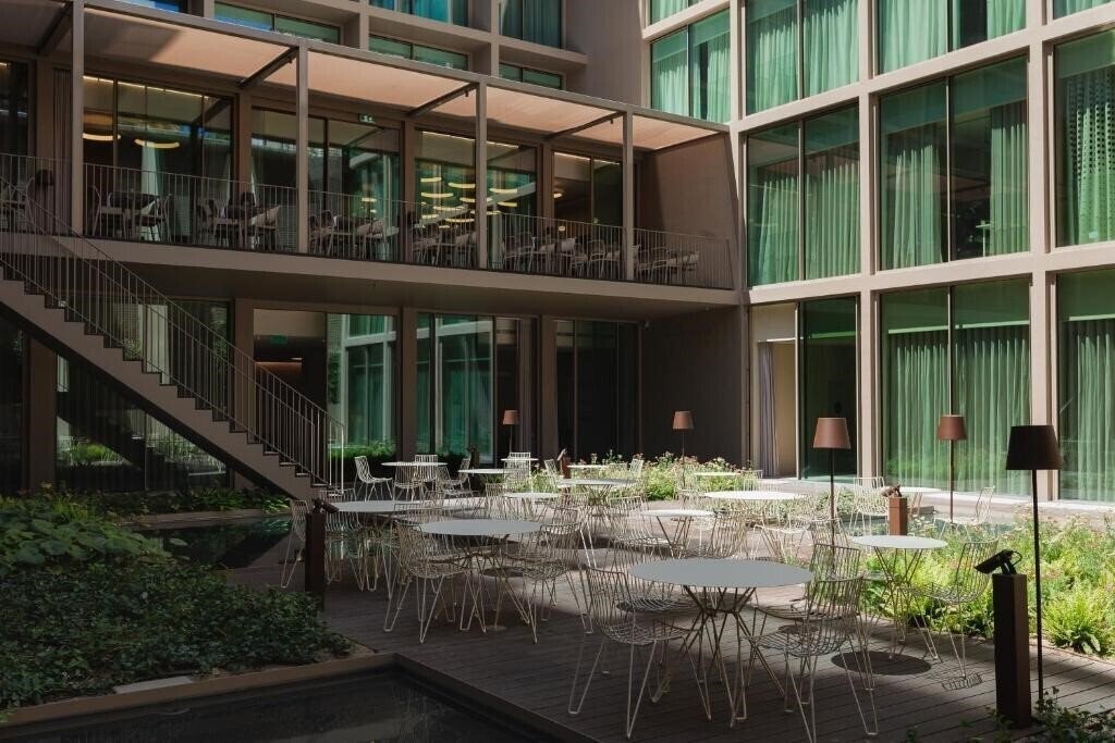 Зображення Lumen 4*