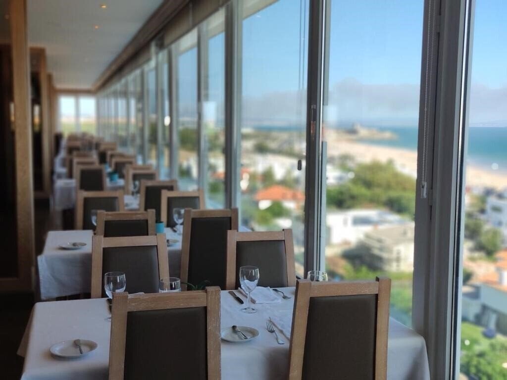 Территория Carcavelos Beach 4*