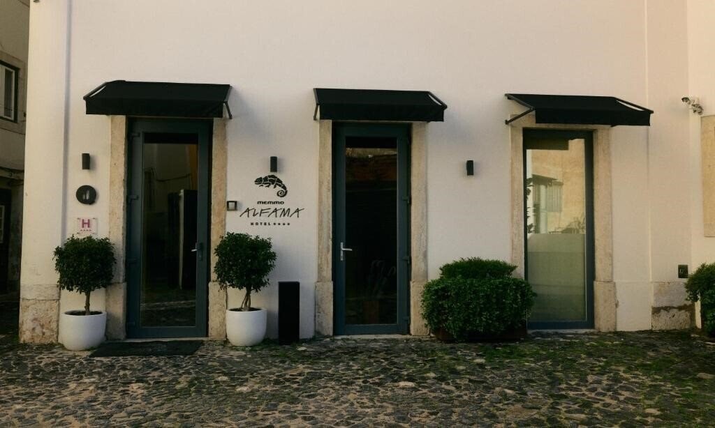 Территория Memmo Alfama Hotel 4*