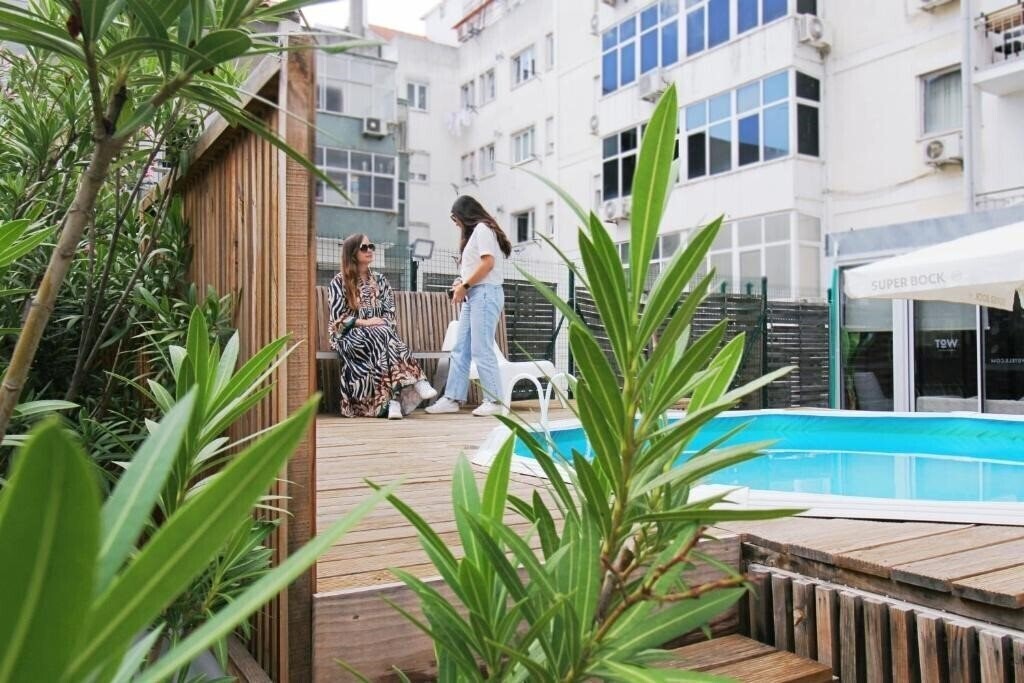 Готель Wot Lisbon Nomad 2*