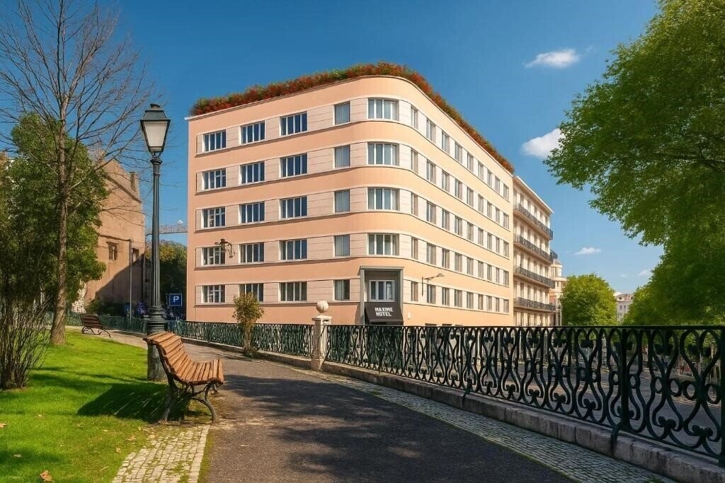 Вид Maxime Hotel 4*
