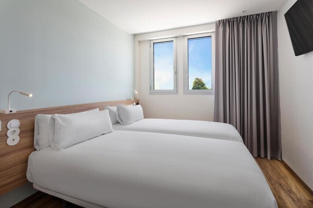Апартаменти B-B Hotel Lisboa Aeroporto 3*