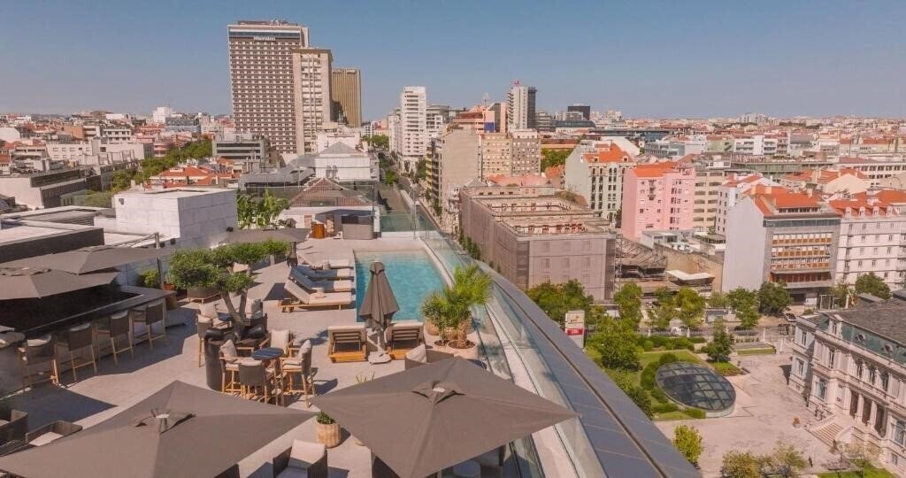 Территория ME Lisbon 5*