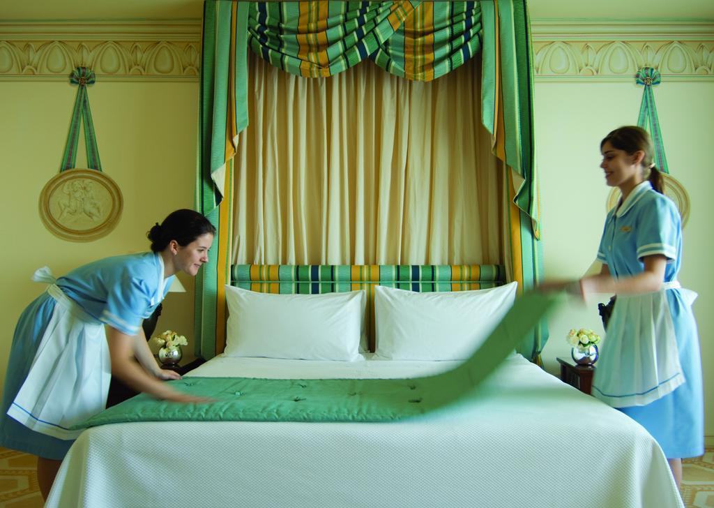 Вид Four Seasons The Ritz Lisboa Hotel 5*