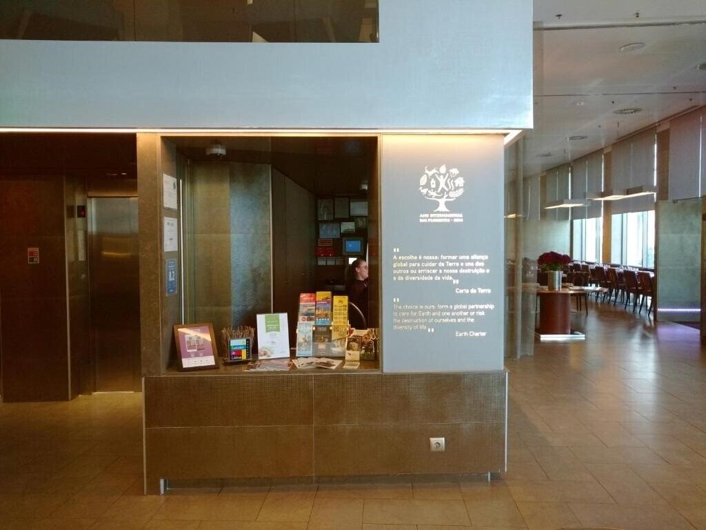 Панорама Neya Lisboa 4*