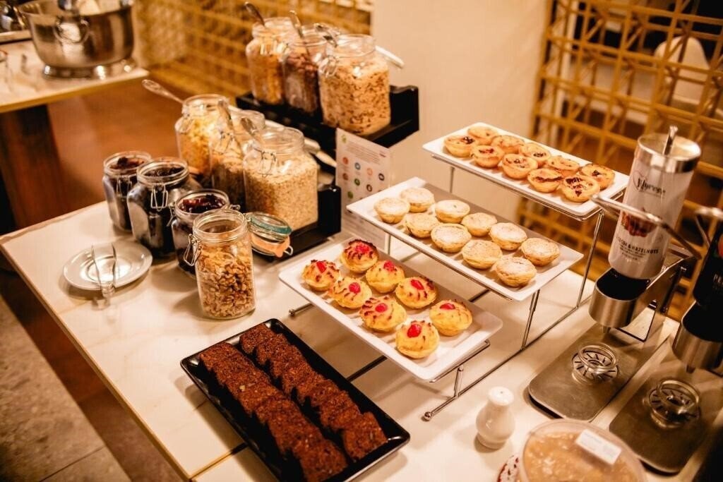 Апартаменти Duas Torres 4*