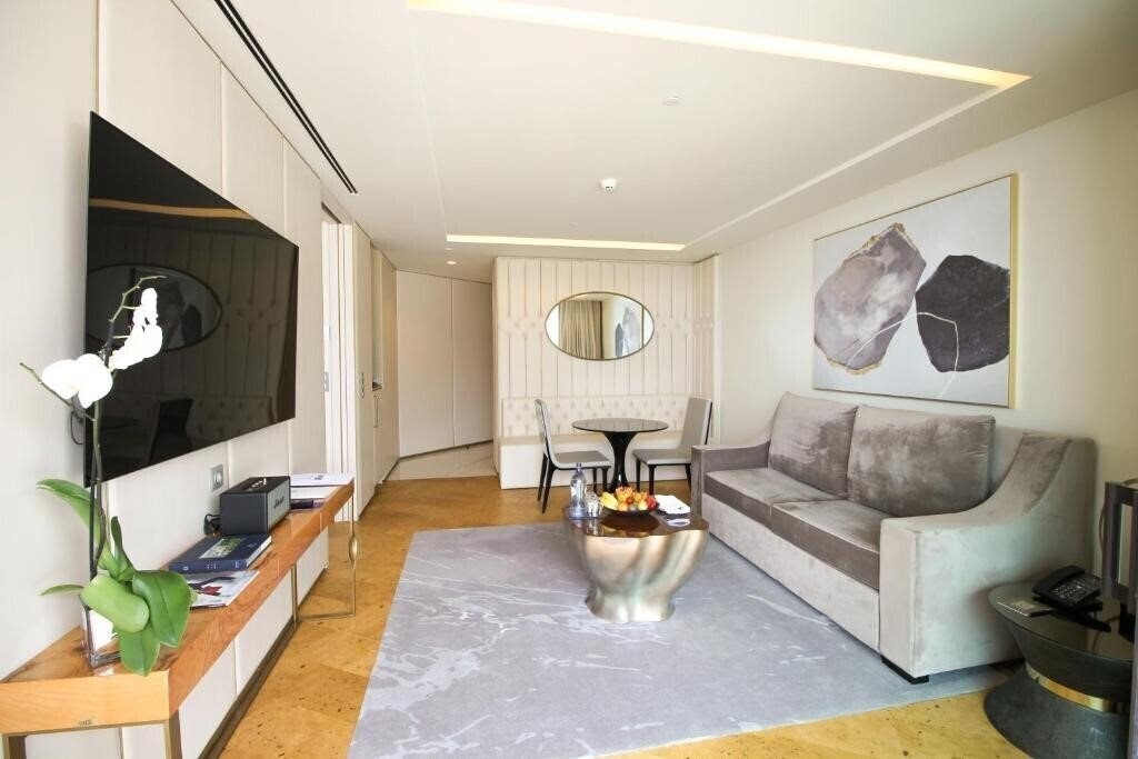 Вид Savoy Palace 4*