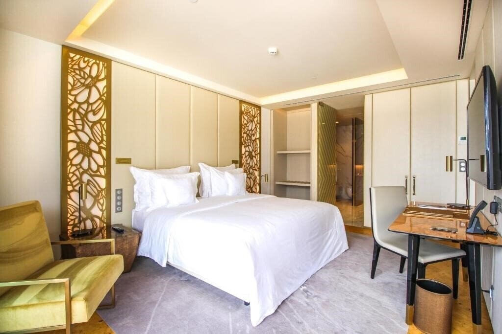 Территория Savoy Palace 4*