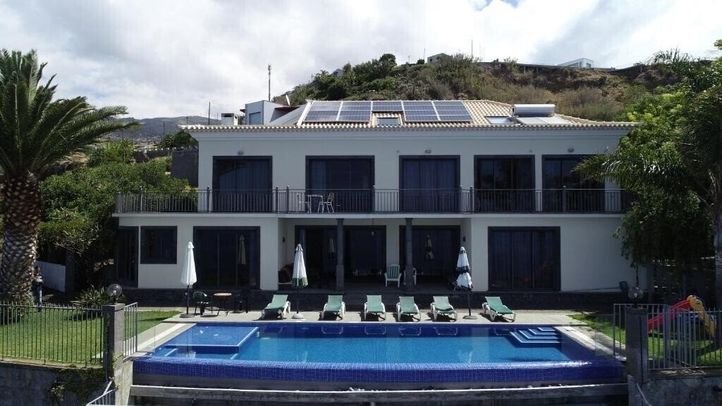 Территория Ocean Cliff 4*