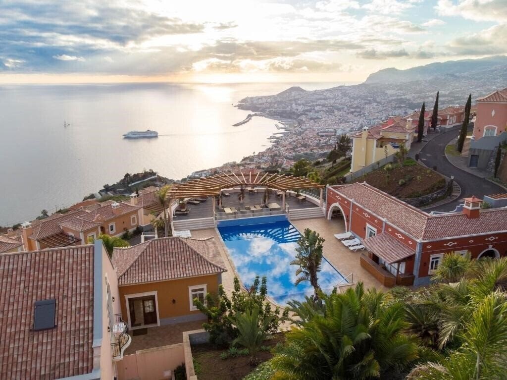 Территория Palheiro Village 4*