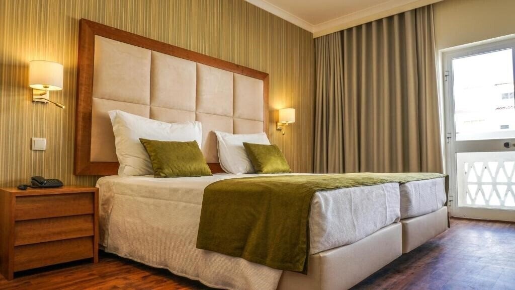 Фото Baia Beach Hotel 3*