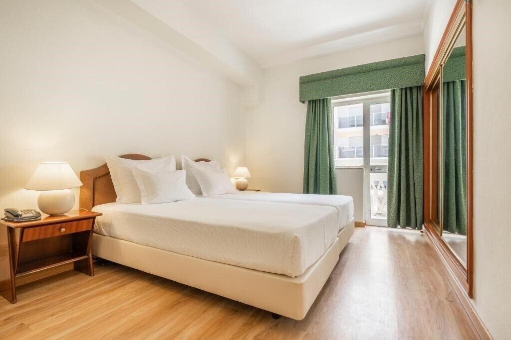 Фотографія Baia Beach Hotel 3*
