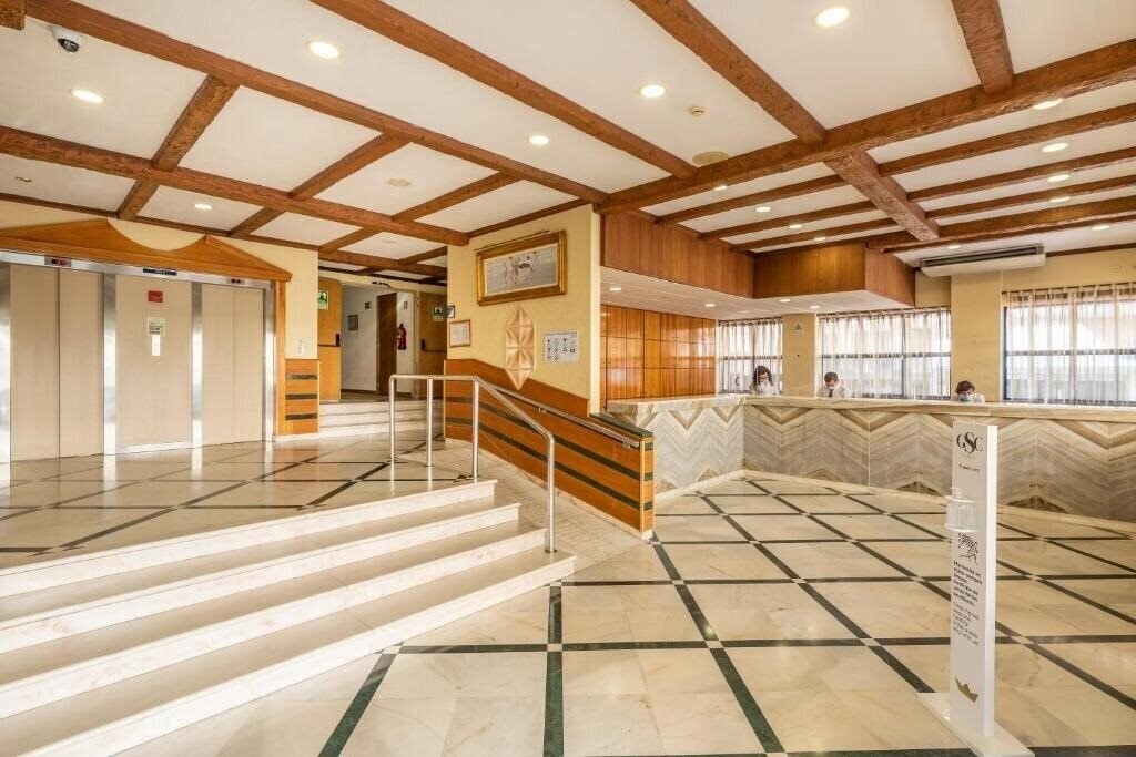 Панорама Baia Beach Hotel 3*