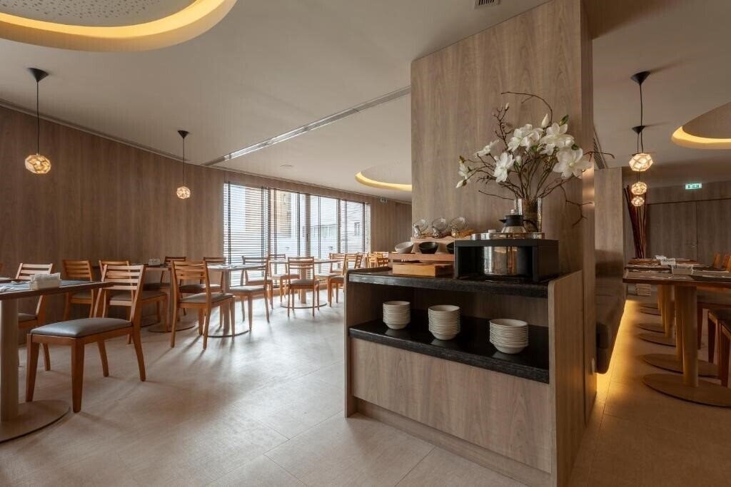 Зображення Quality Inn Portus Cale 4*