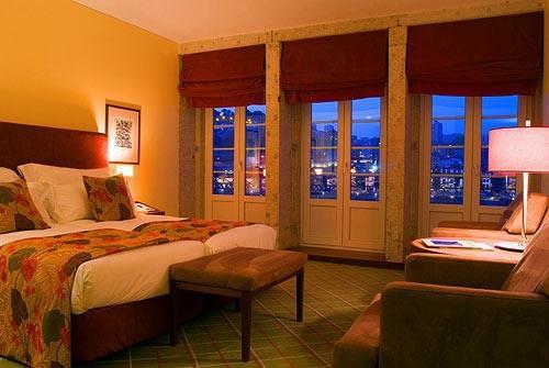 Территория Pestana Porto 4*