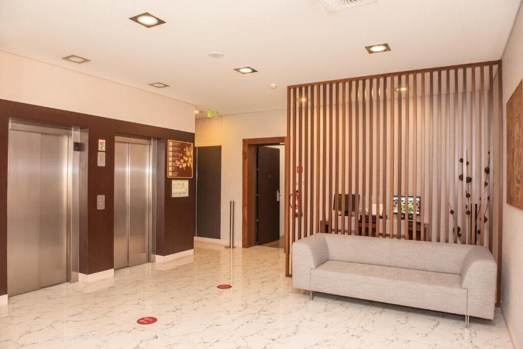 Апартаменти Eurostars Oporto 4*