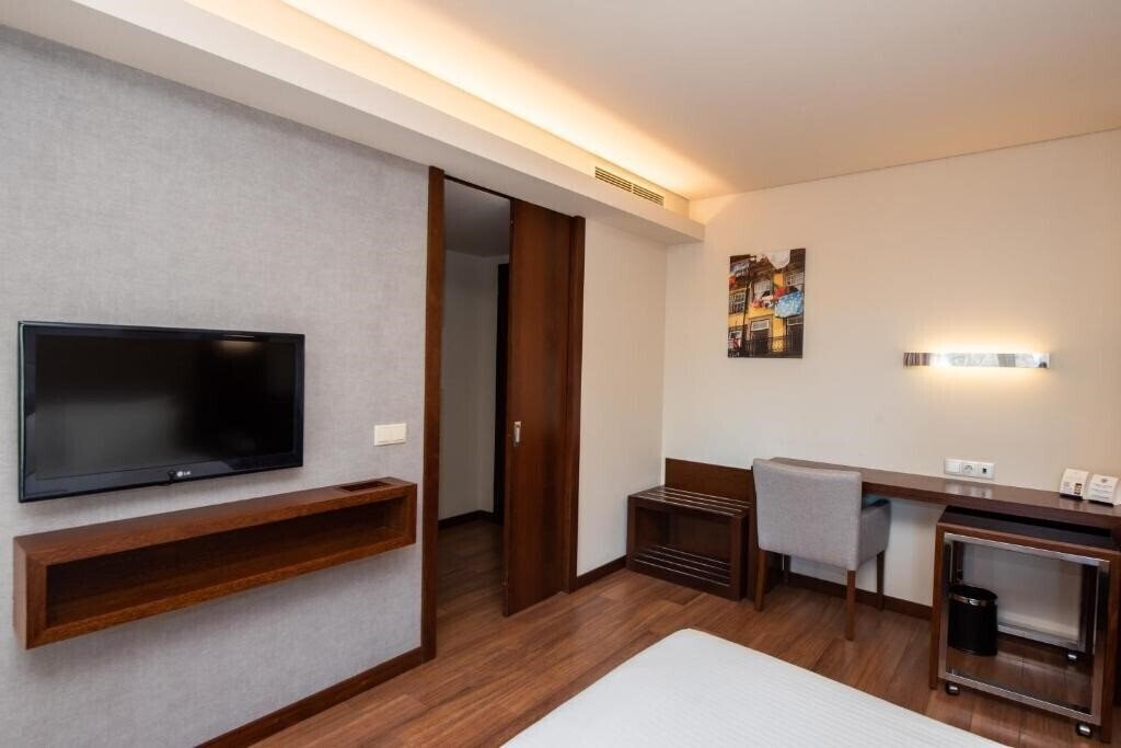 Картинка Eurostars Oporto 4*