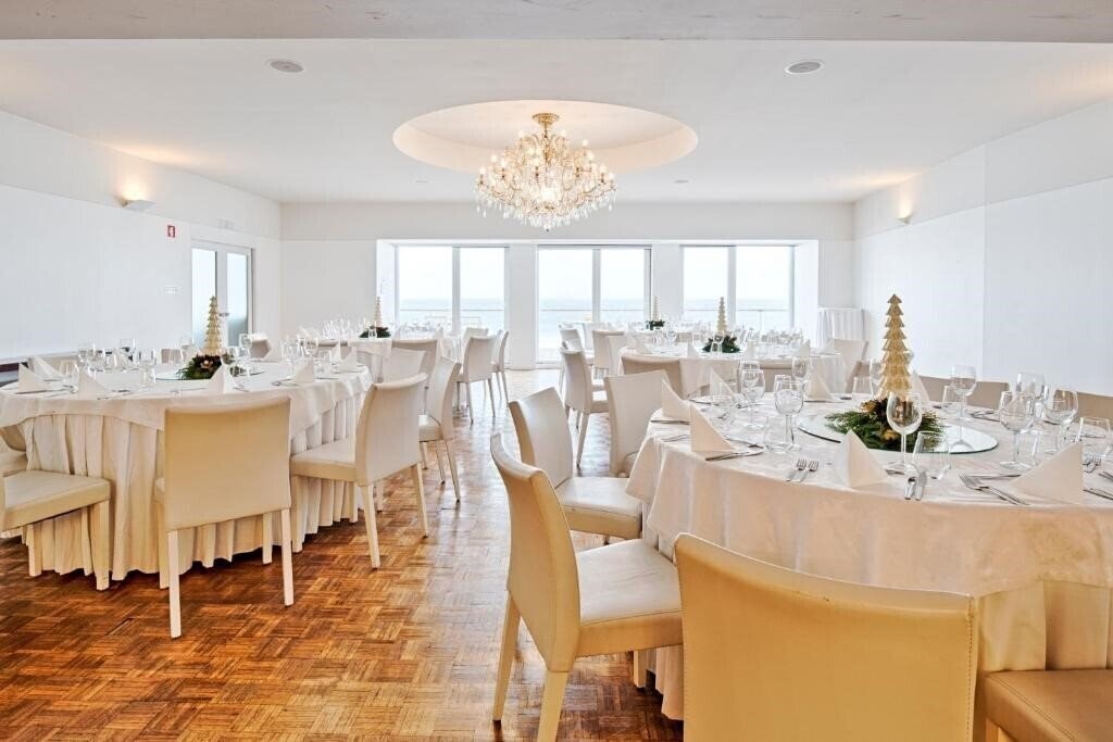 Територія Golden Tulip Porto Gala 4*