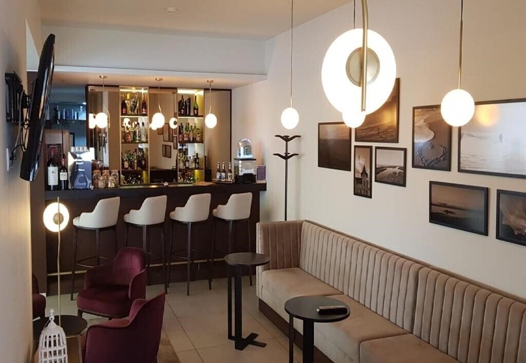 Апартаменти Apulia Praia 3*