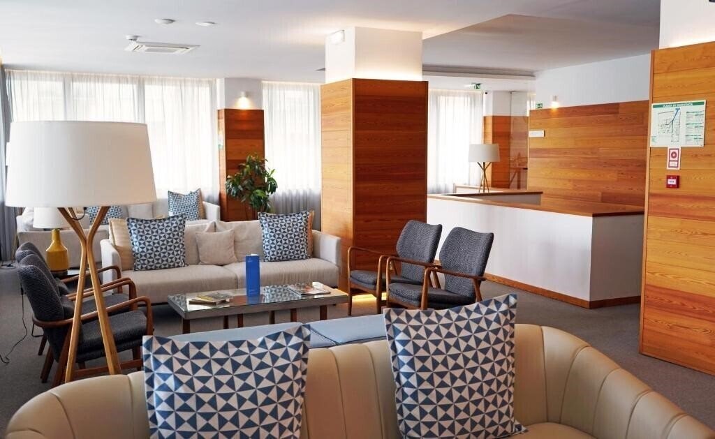 Територія Cliphotel Gaia Porto 3*