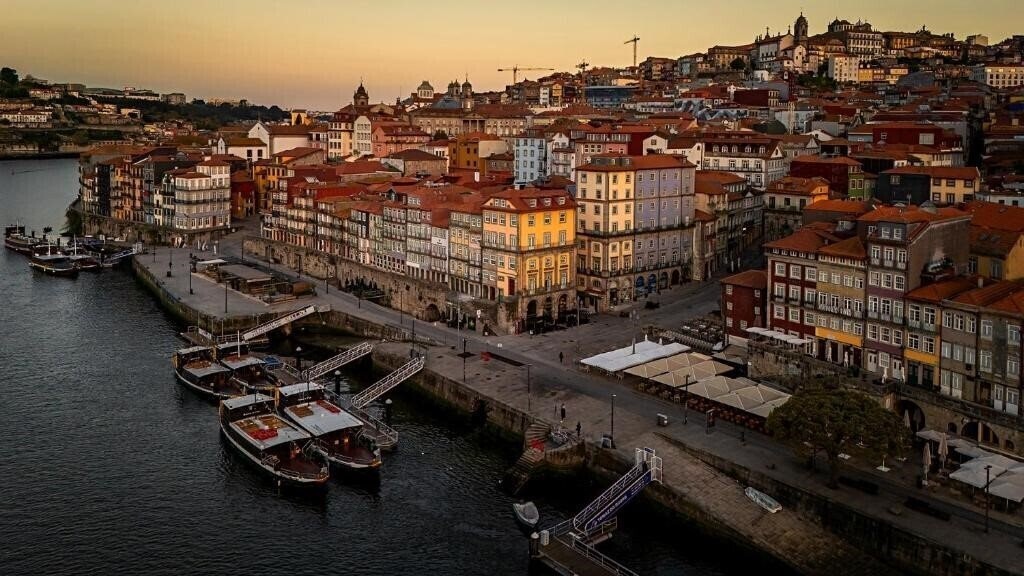 Панорама Pestana Vintage Porto Hotel & World Heritage Site 4*