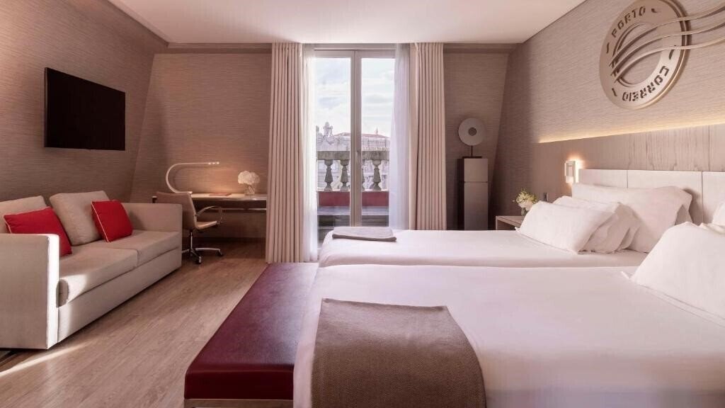 Фотография Nh Collection Porto Batalha 4*