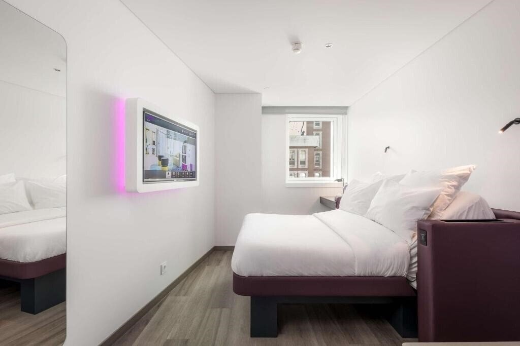 Вид Yotel Porto 4*