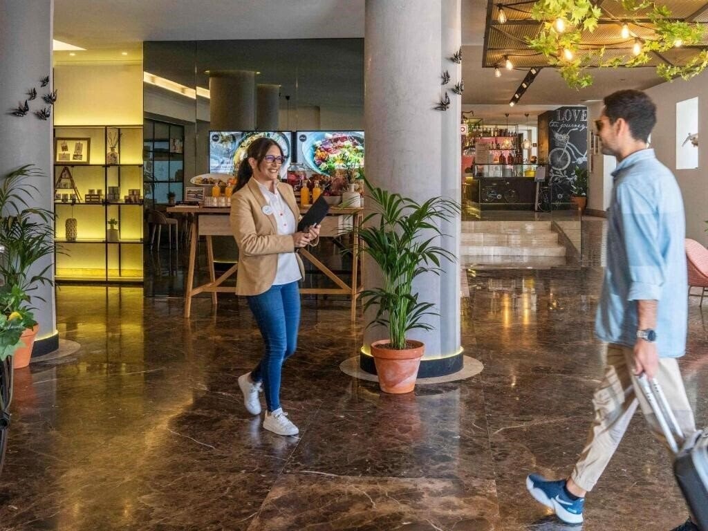 Фото Mercure Porto Centro Santa Catarina 4*