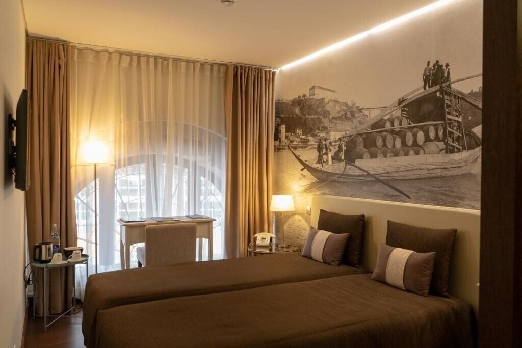 Фото Oca Ribeira Do Porto Hotel 3*