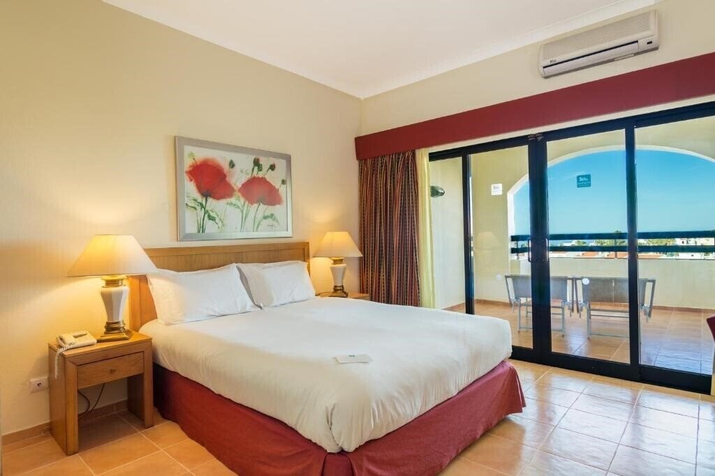 Апартаменты Mirachoro Praia 4*