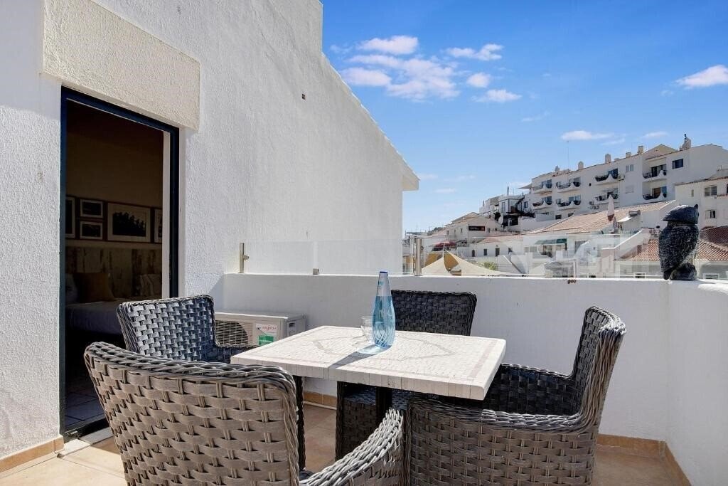 Територія Hotel Carvoeiro Plaza 3*