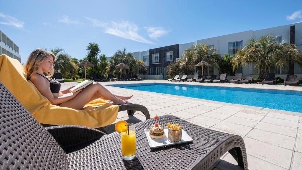 Територія Vale Do Navio 4*