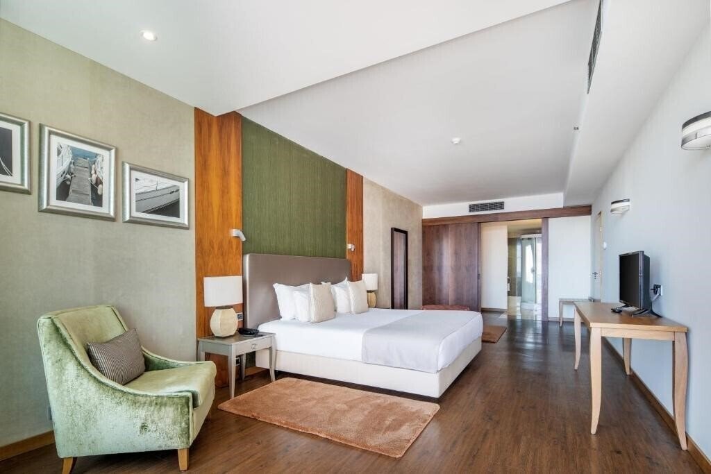 Апартаменты Angra Marina 5*