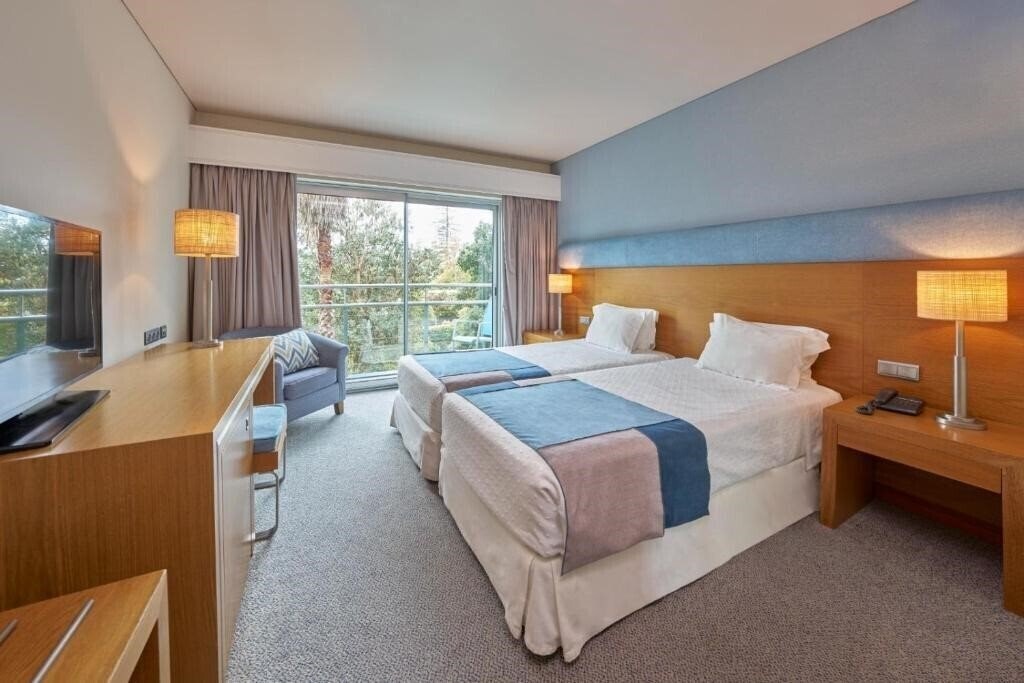 Панорама Hotel Do Caracol 4*