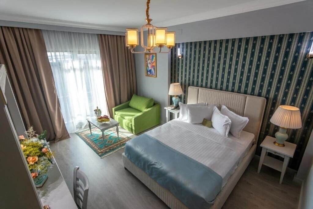 Апартаменты Phoenicia Express 4*