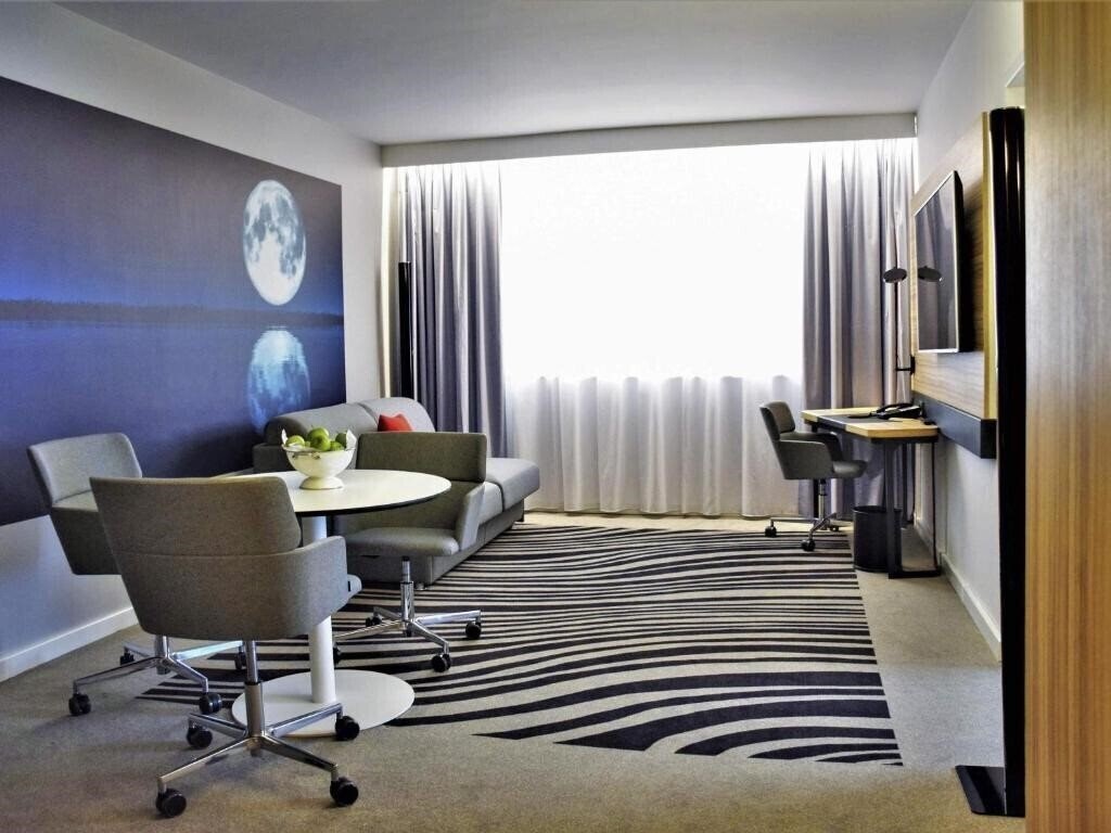 Панорама Novotel Bucharest City Centre 4*