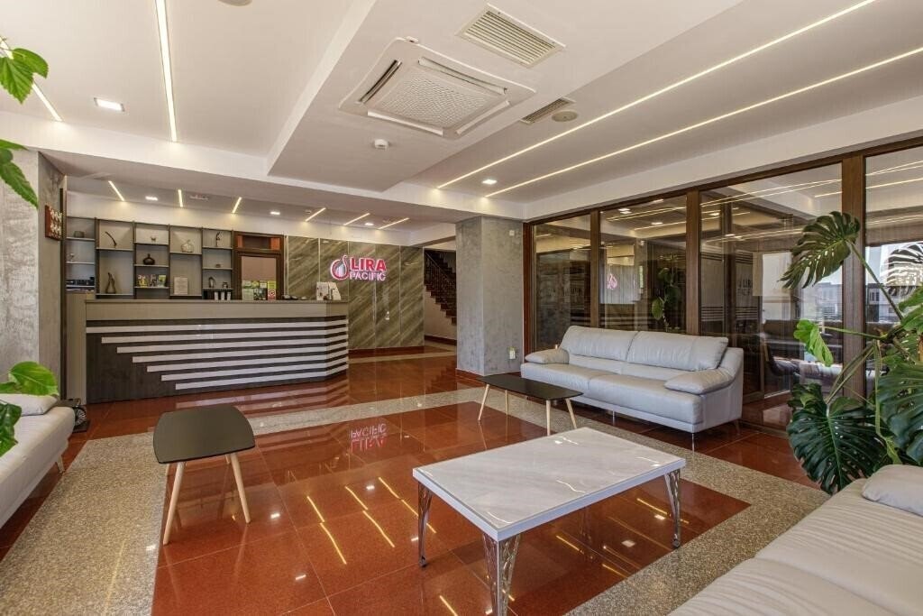 Вид Pacific Aparthotel 3*
