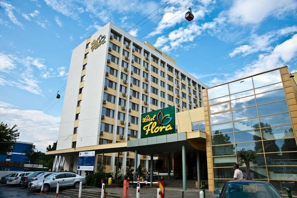 Картинка Flora 3*