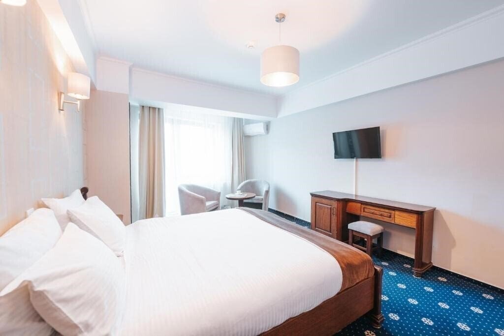 Апартаменты Hotel Ski & Sky 4*