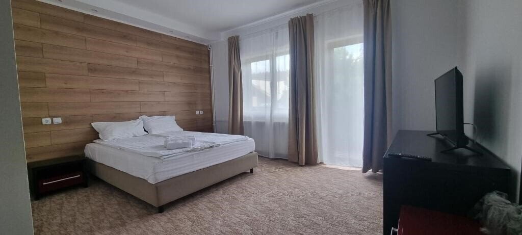 Отель Del Monte Predeal 3*