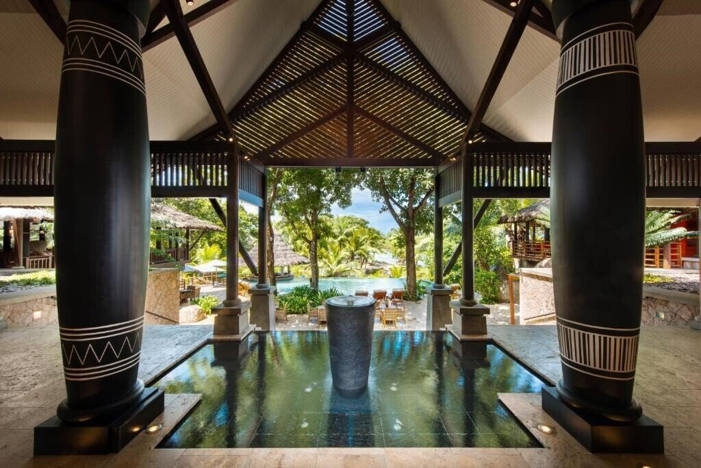 Отель Constance Lemuria Resort Praslin Seychelles 5*